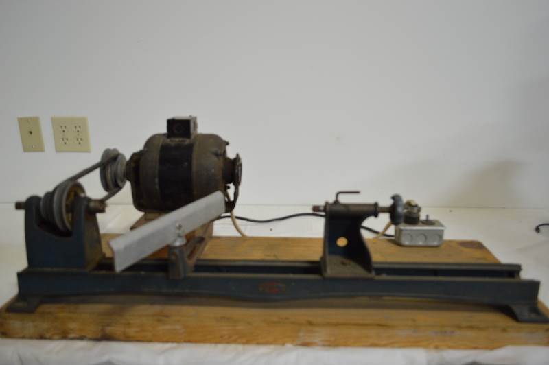 lot 38 image: Wood lathe (home made)