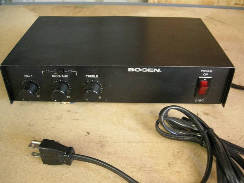 lot 14 image: Bogen C10C Amplifier