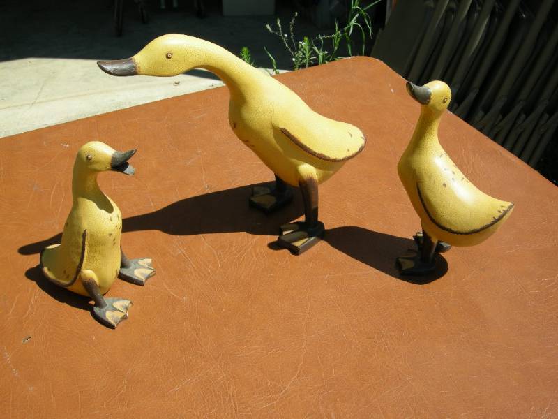 lot 52 image: 3 Decorative Wooden Ducks