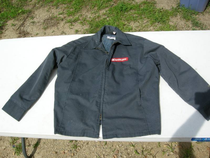 lot 68 image: Amoco Service Station Jacket