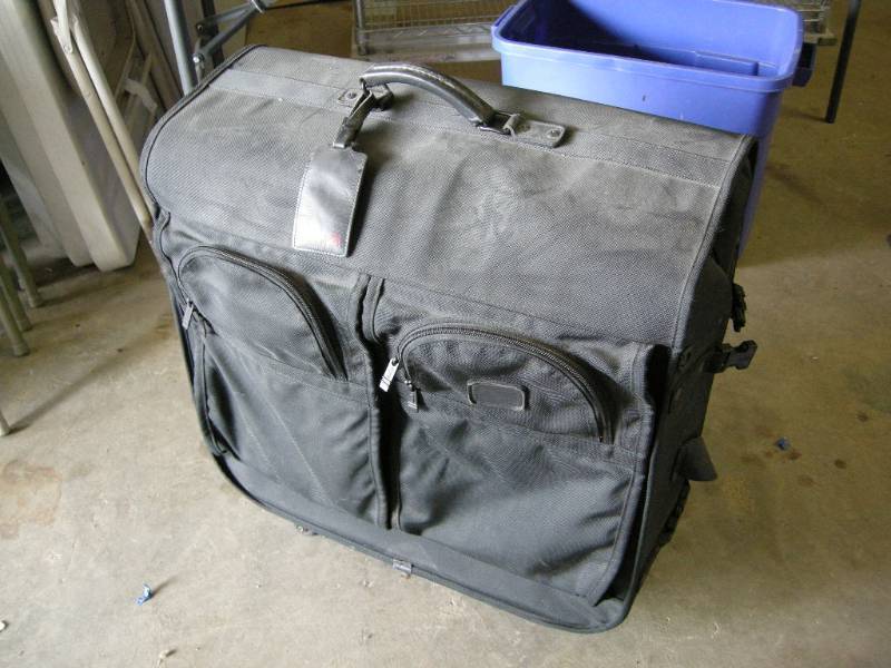 lot 69 image: Tumi Travel Garment Bag