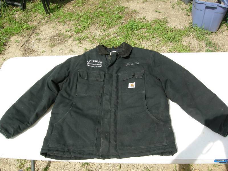lot 65 image: Mens Carhartt Jacket