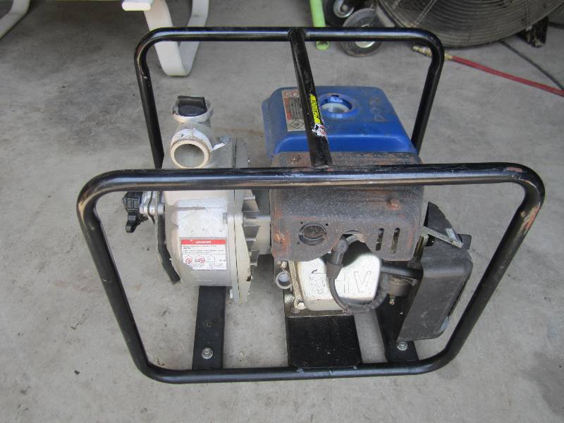lot 48 image: Water pump for repair or parts, see...