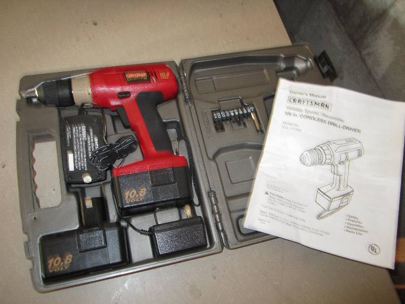 lot 77 image: Craftsman cordless drill and case...
