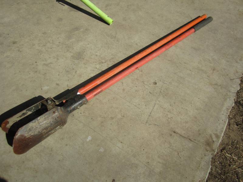 lot 106 image: Rigid hole digger...