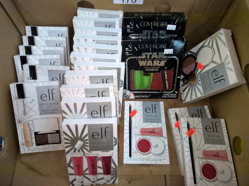 lot 170 image: Large lot of e.l.f.  Star Wars cos...