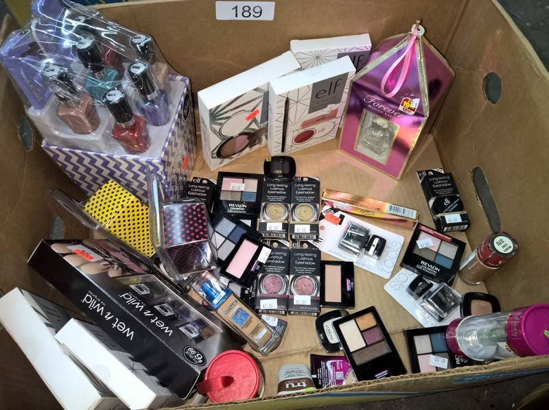 lot 189 image: Lot of cosmtic and beauty products...