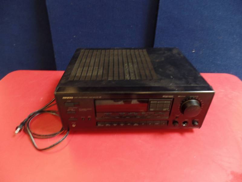 lot 911 image: Onkyo Receiver