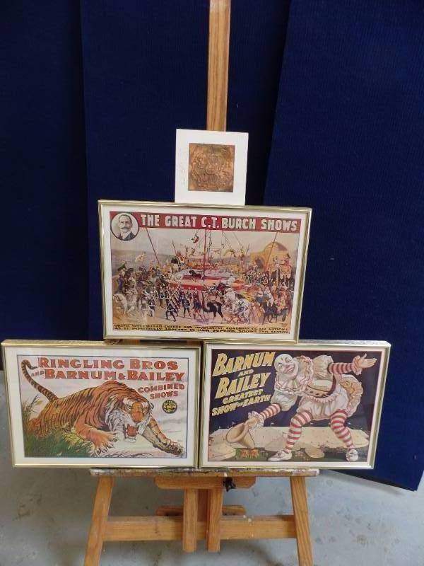lot 924 image: Circus Art