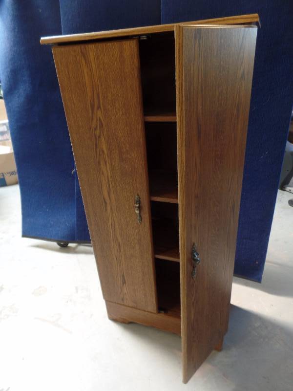 lot 948 image: Veneer Storage Unit