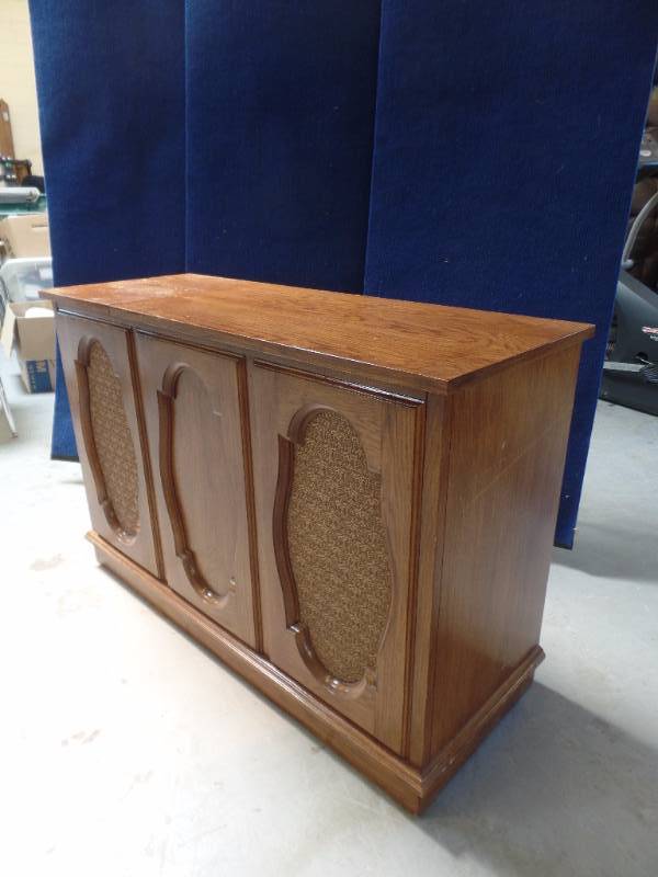 lot 951 image: Record Player