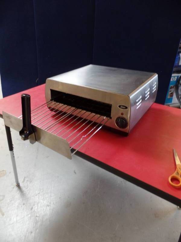 lot 960 image: Pizza Oven