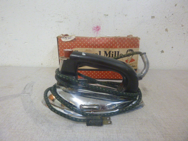 Vintage General Mills Tru-Heat Iron