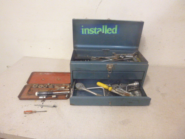 18 Metal Toolbox
