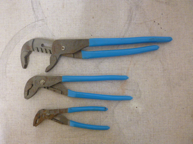 2 Channel Locks