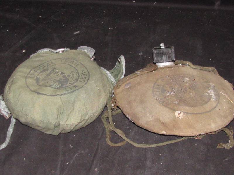 lot 46 image: Mess Kit & Canteen