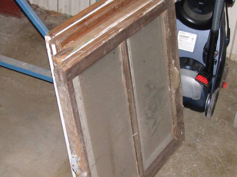 lot 69 image: Windows