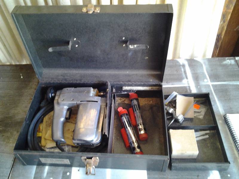 lot 23 image: Craftsman Sabre Saw, Blades & Case