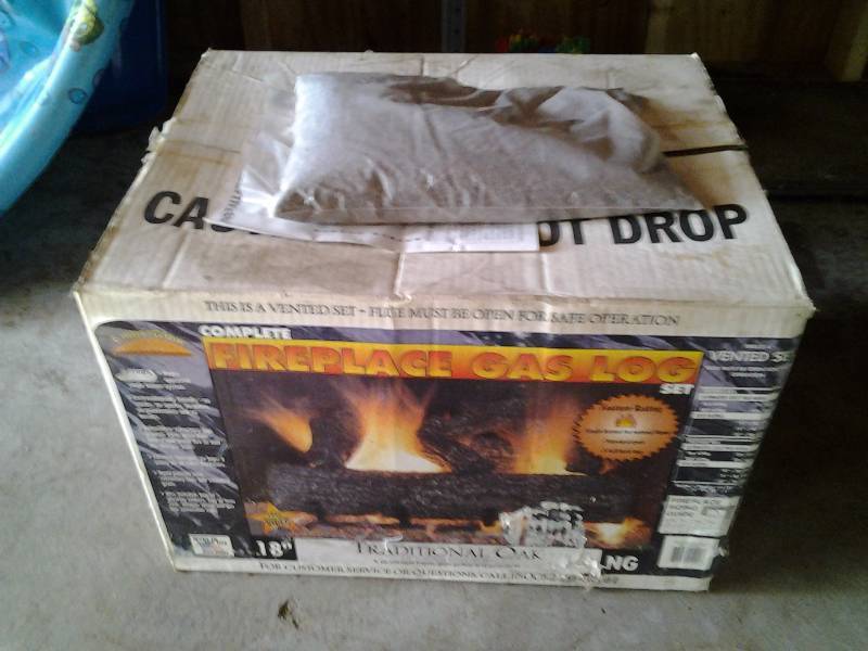 lot 55 image: Fireplace Gas Log Set 18 Inch Amber Glow