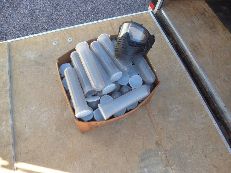 Paint Ball Gun Canisters & Mask