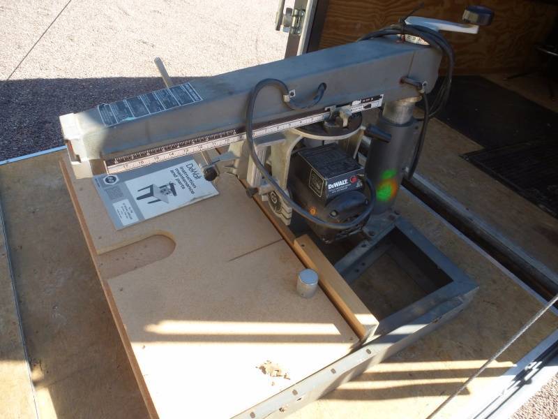 Dewalt Radial Arm Saw