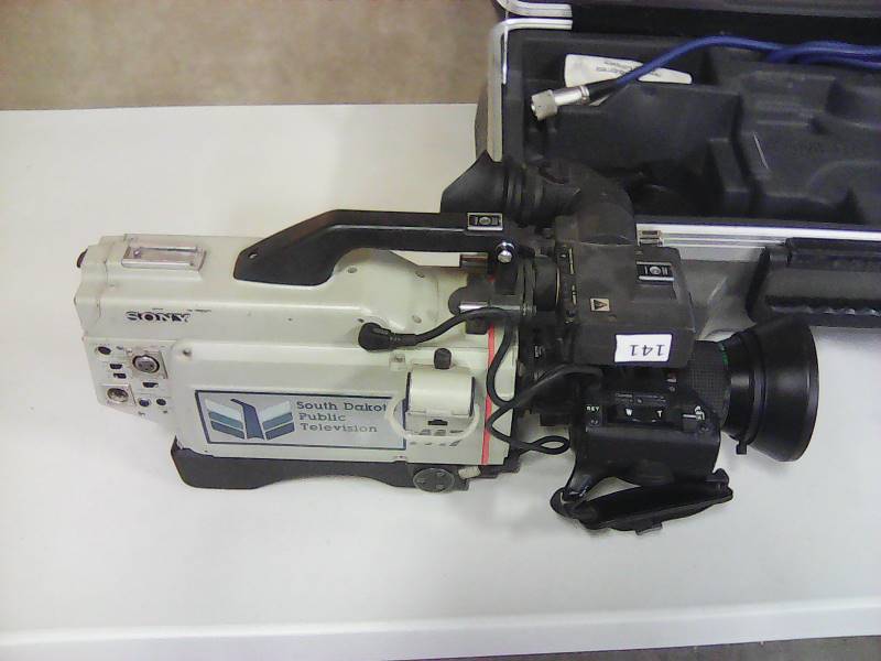 lot 13 image: Sony Video Camera wCase and Accessories