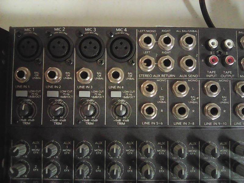 lot 42 image: Mackie Audio Board