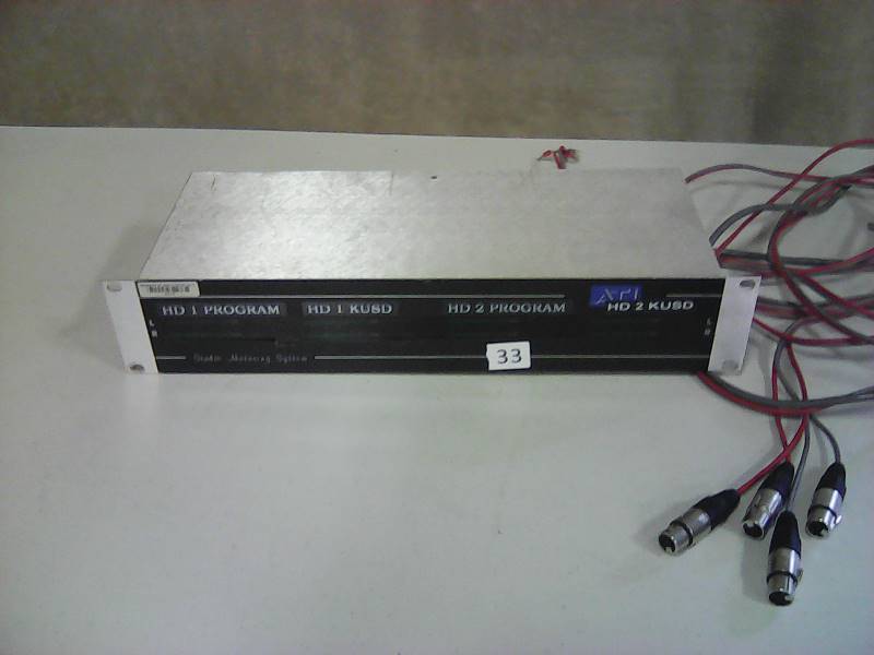lot 46 image: ATI Vu Meter 4 Stereo Bar Graph Indicators