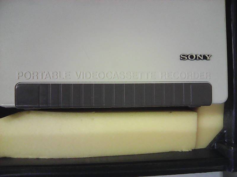 lot 65 image: Sony Audio Recorder wCase