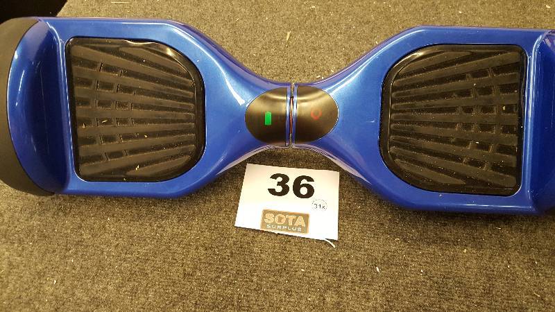 lot 36 image: Smart Balance Wheel - Blue