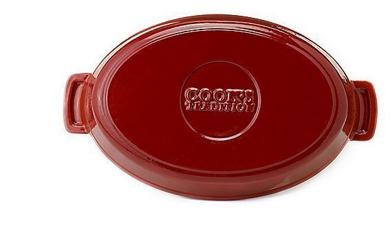 lot 51 image: Cooks Tradition Set of Two Stick-Resistant Enameled Cast Iron Au Gratin Pans - RED
