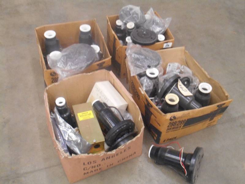 (4) Boxes Of Signature 288289-Seri...