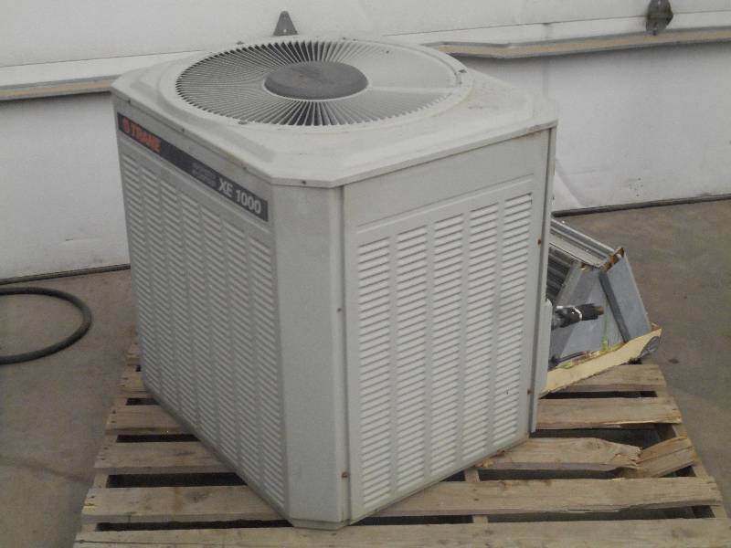 Trane 2.5-Ton AC Unit With Coil, Wo...