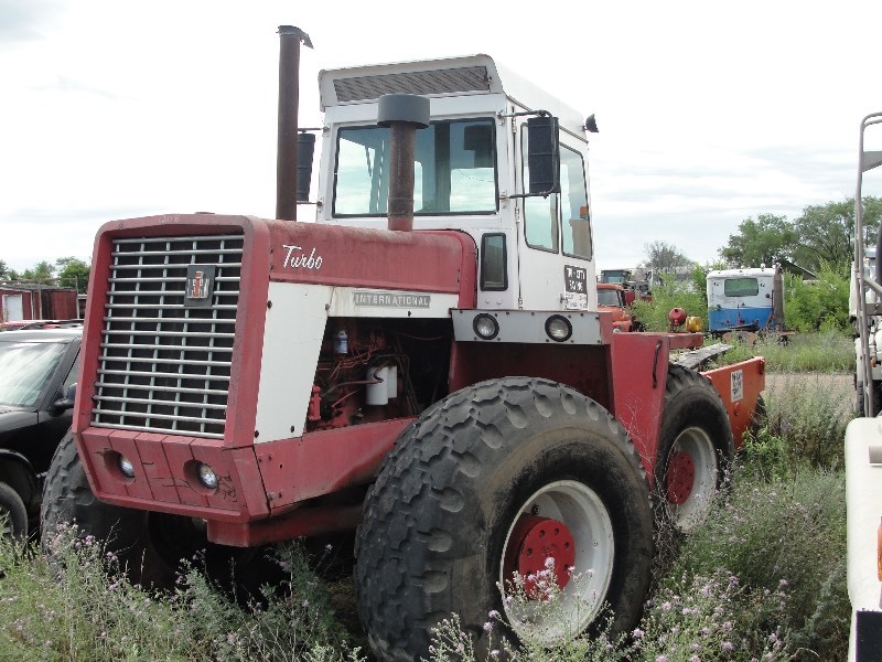 4166 International all wheel drive tractor