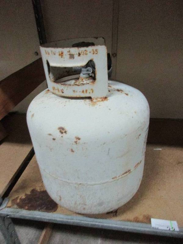 20lb LP tank
