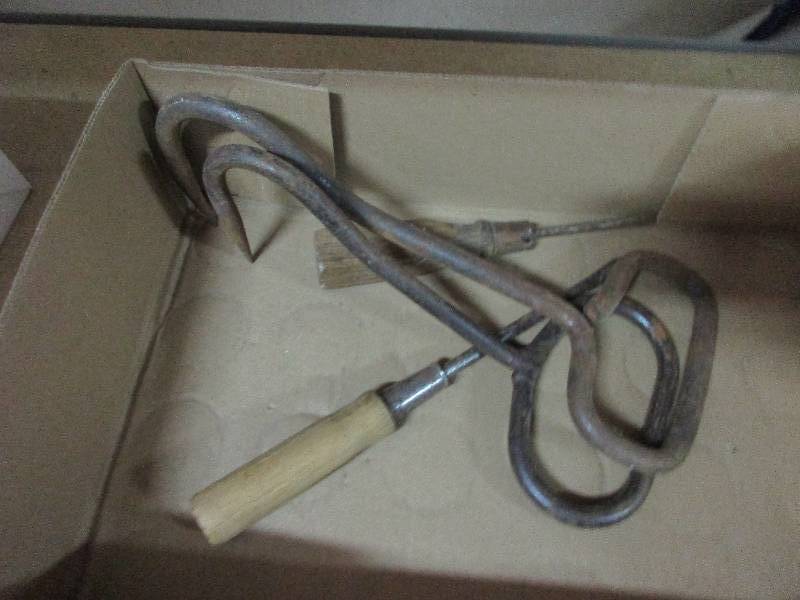 Tools, hay hooks