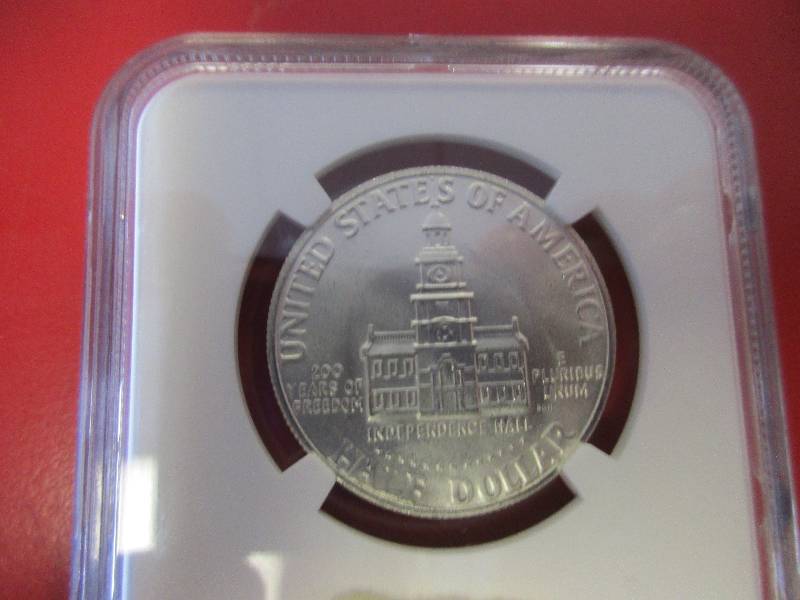24. 1776-1976 Kennedy Silver Half Dollar 40% silver half dollar certified mint state by NGC