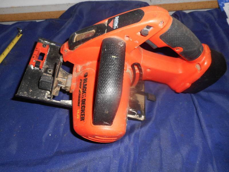 black and decker skill saw