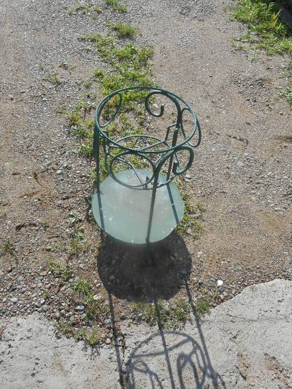 metal plant stand