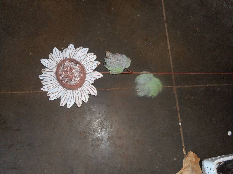 sunflower lawn ornament