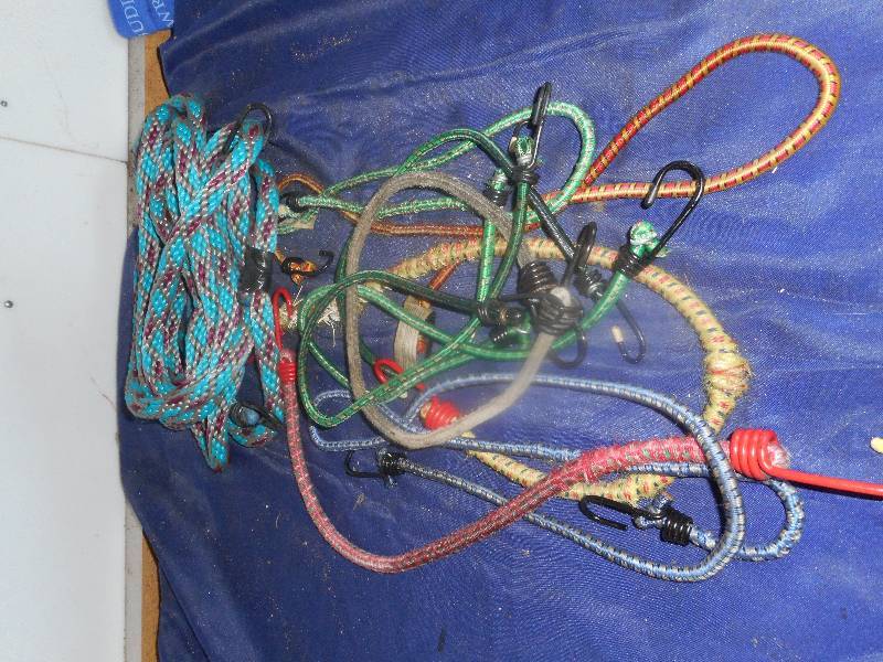 BUNGY STRAPS