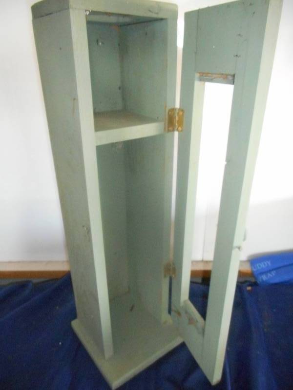 WOOD CABNET