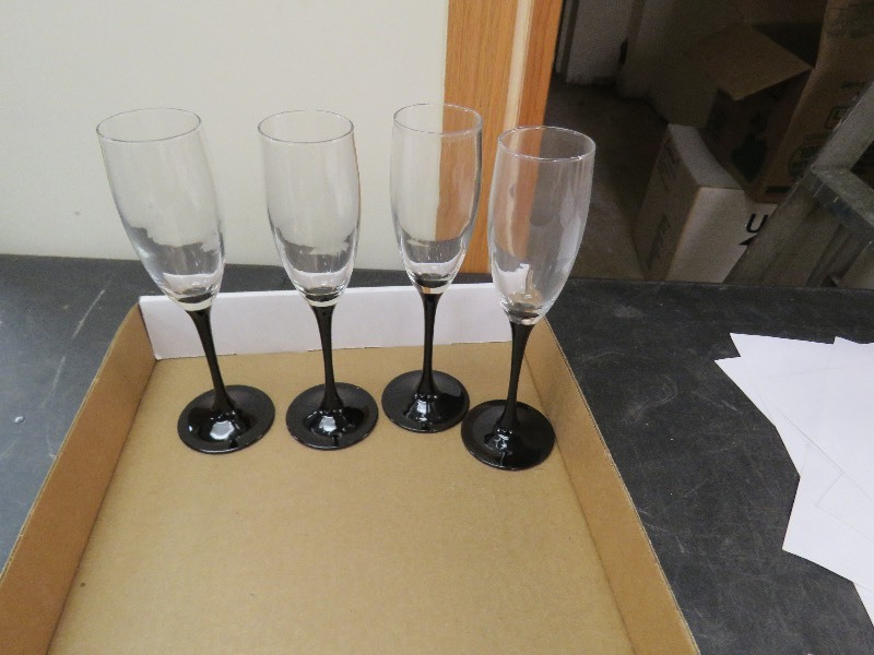 lot 108 image: Wine Glasses