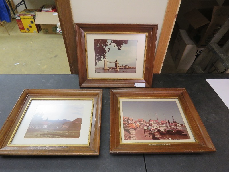 lot 149 image: Vintage foreign pictures