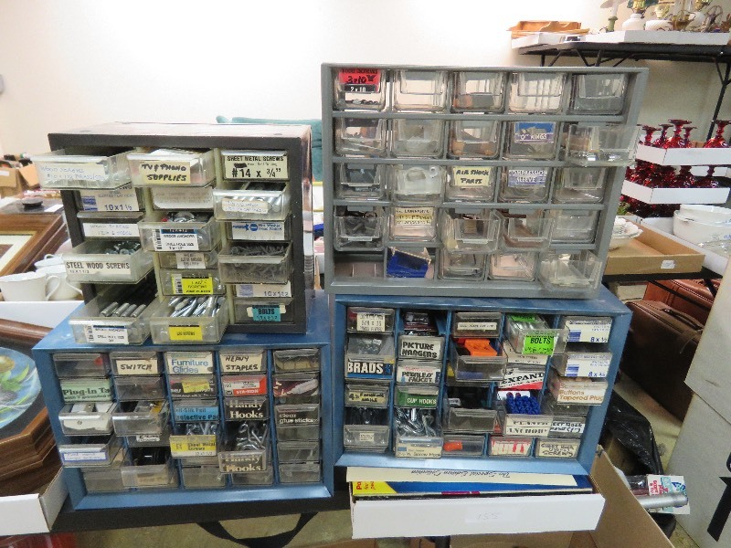 lot 154 image: Garage lot