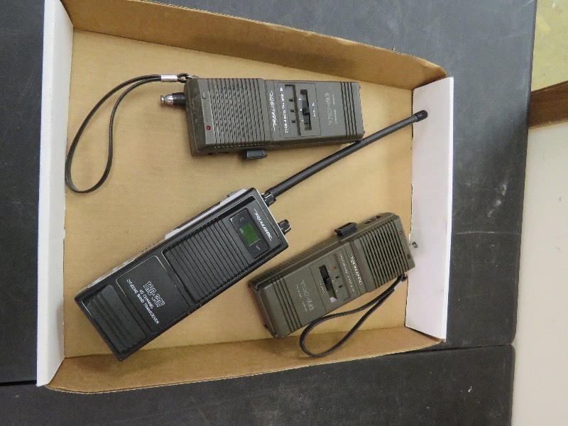 lot 157 image: Walkie-Talkie