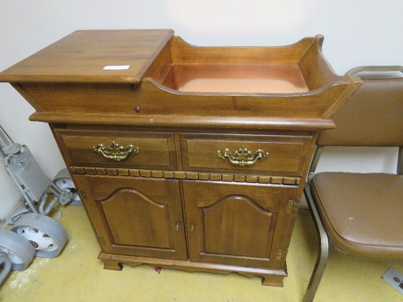 lot 214 image: Interesting Wood Cabinet