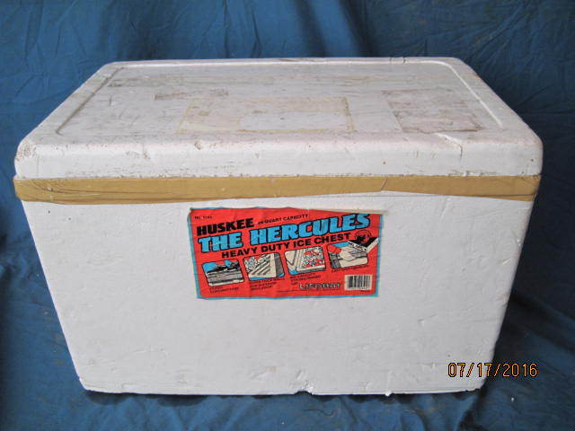 lot 13 image: Vintage Husky Hercules Heavy Duty Ice Styrofoam Ice Chest #5345.