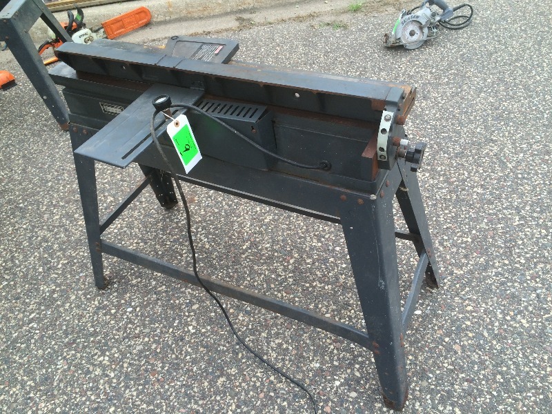 lot 9 image: Craftsman 6 18 JointerPlaner - works
