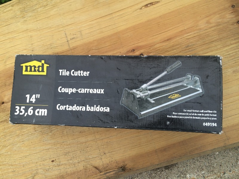 lot 15 image: 14 Tile Cutter - Lightly Used
